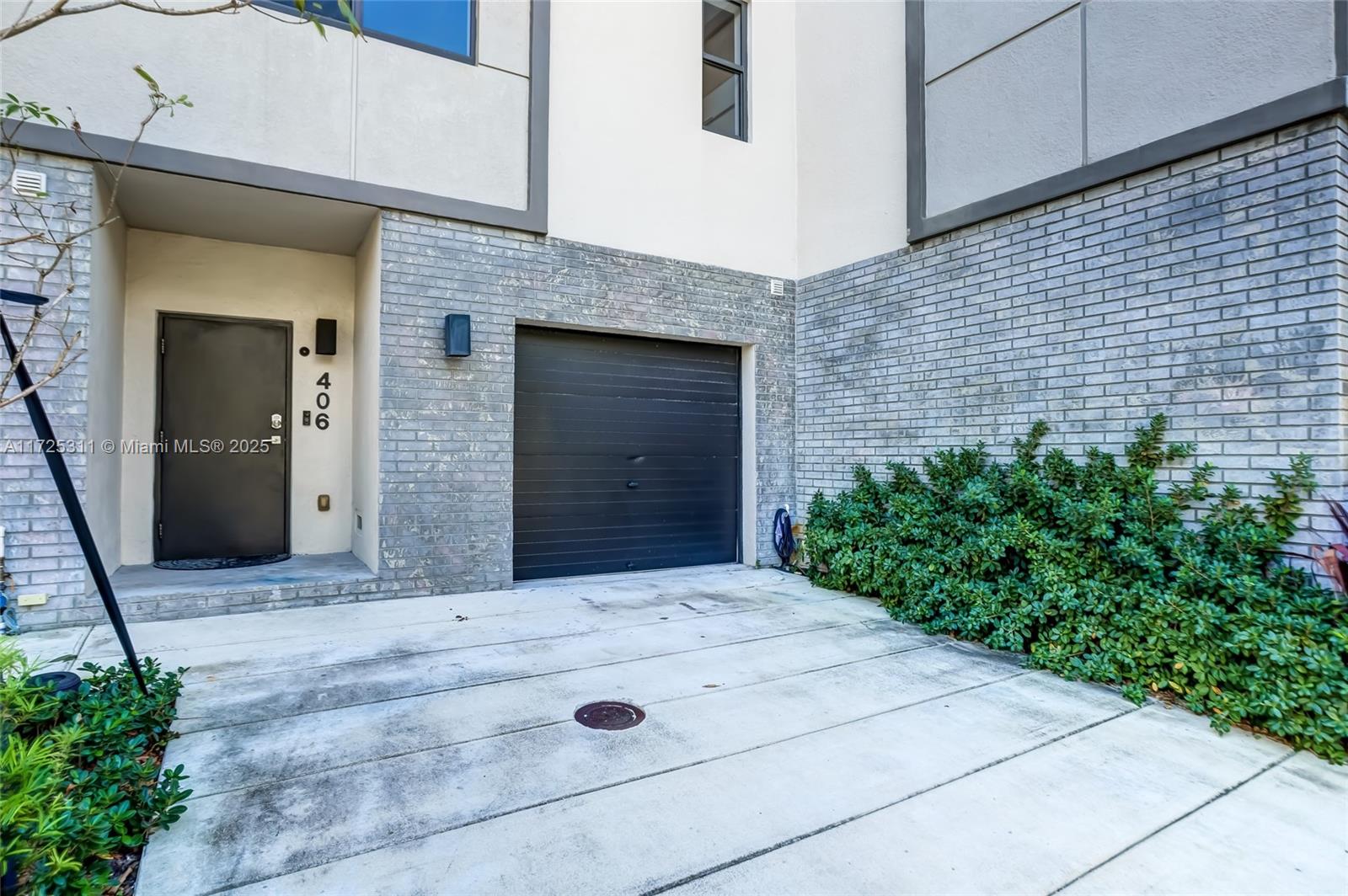 406 SE 1st Ct
