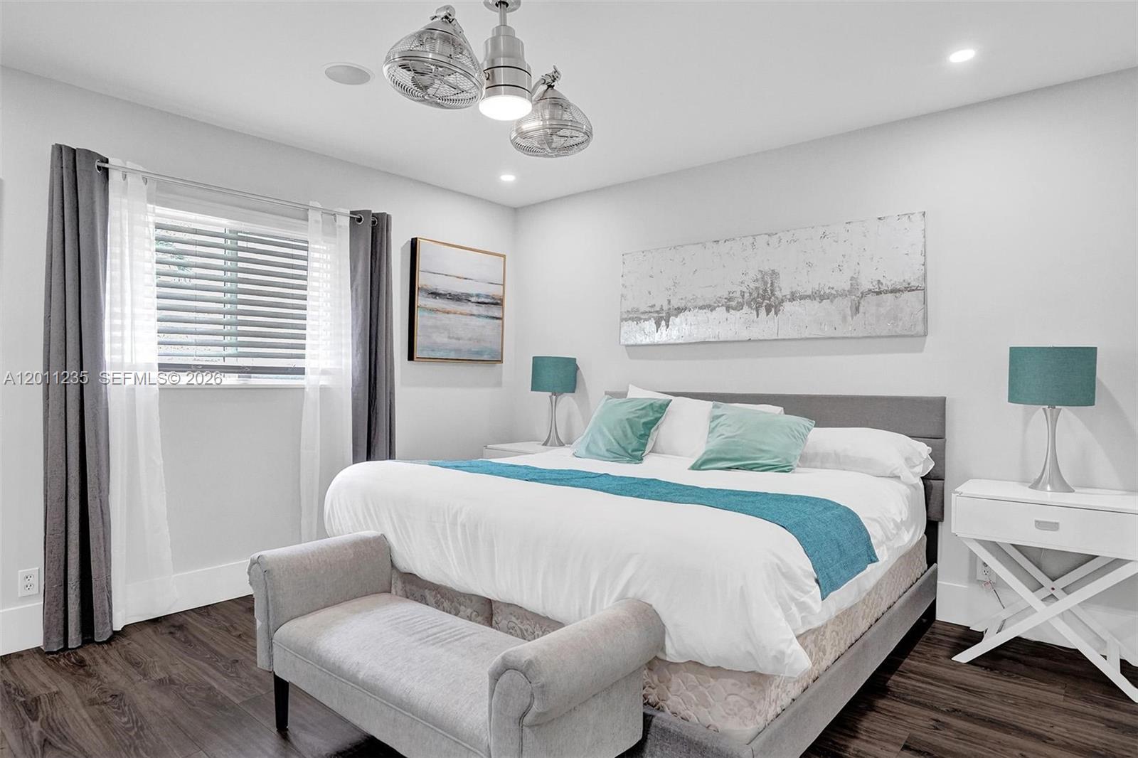COVE 3RD SEC - Residential
