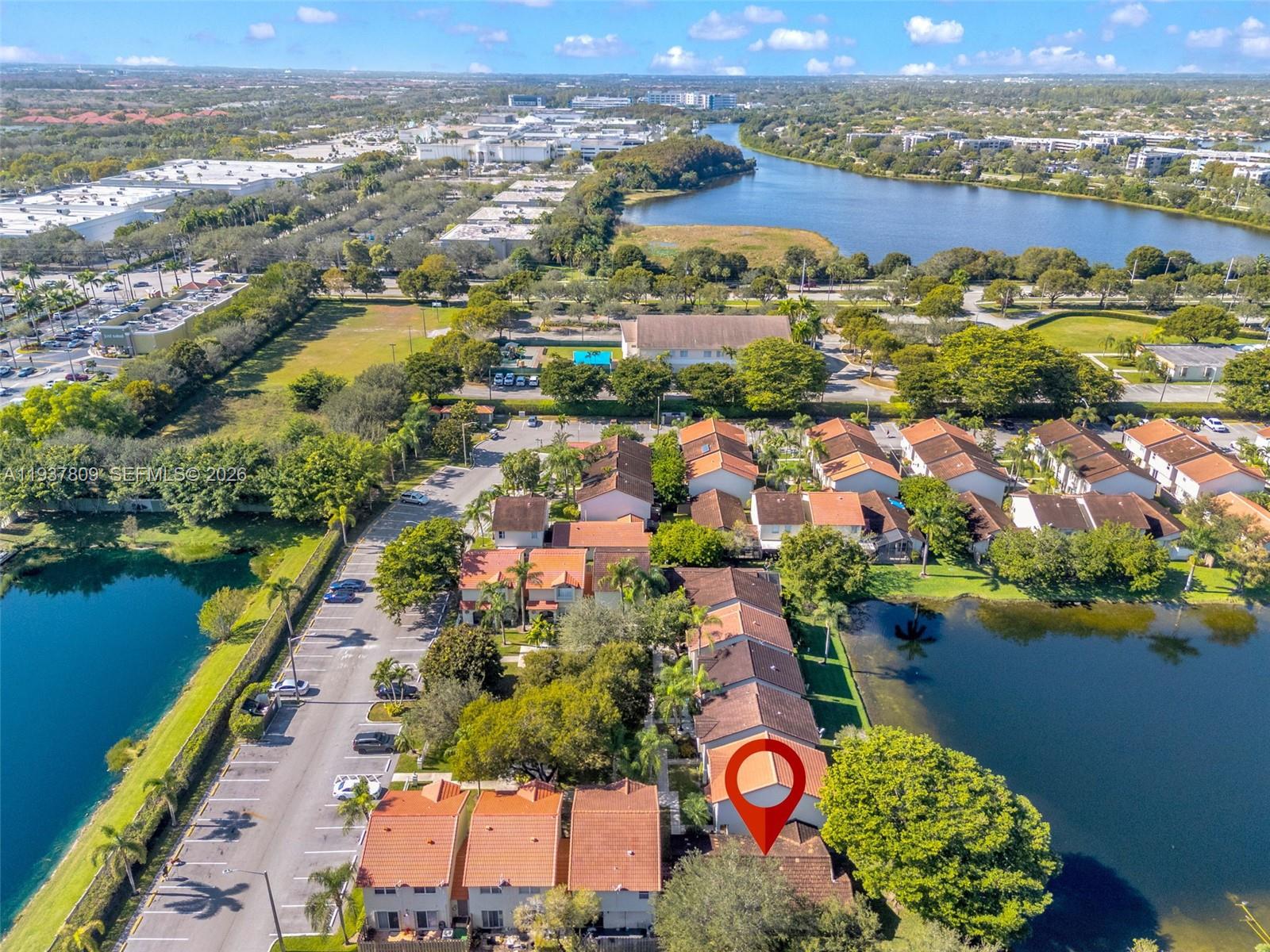 PEMBROKE POINTE - Residential