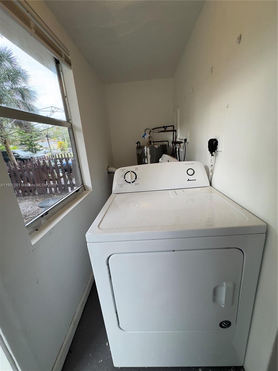 F A BARRETTS SUB OF W1/2 - Residential Lease