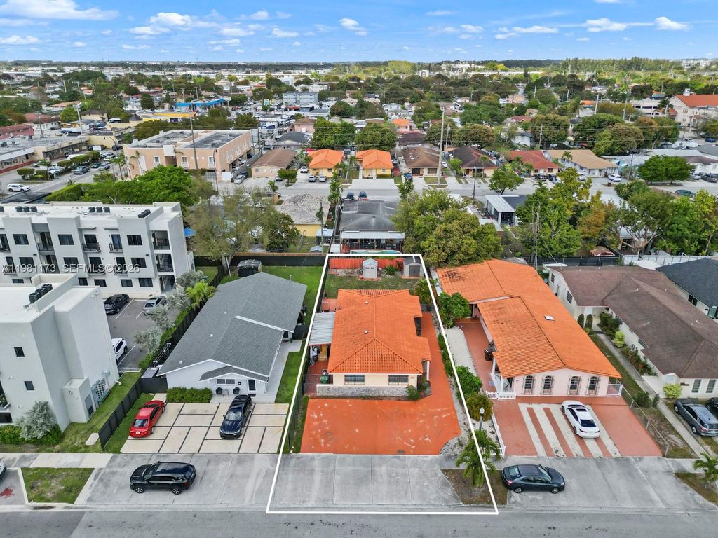 Photo of 27 E 12th St, Hialeah, FL 33010 (MLS # A11981173)