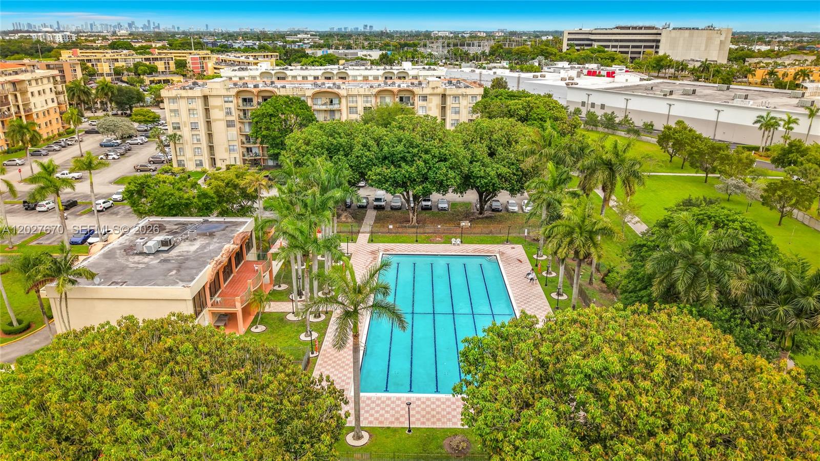 THE FOUNTAINS AT FONTAINE - Residential