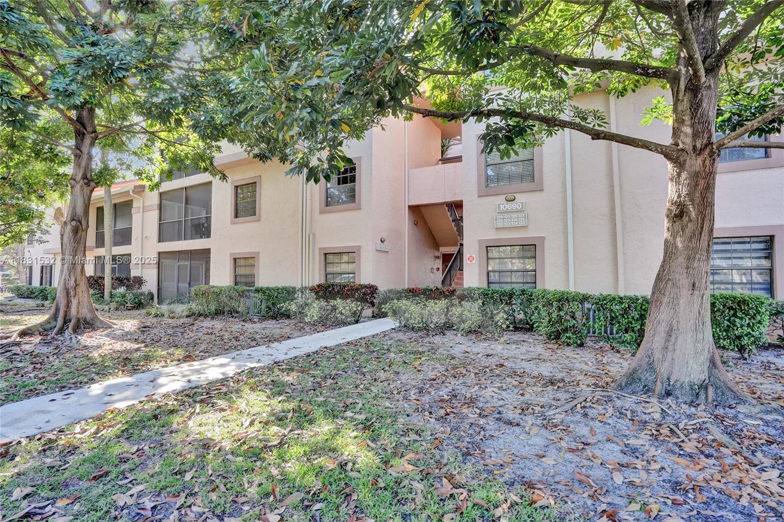 10690 NW 14th St 128