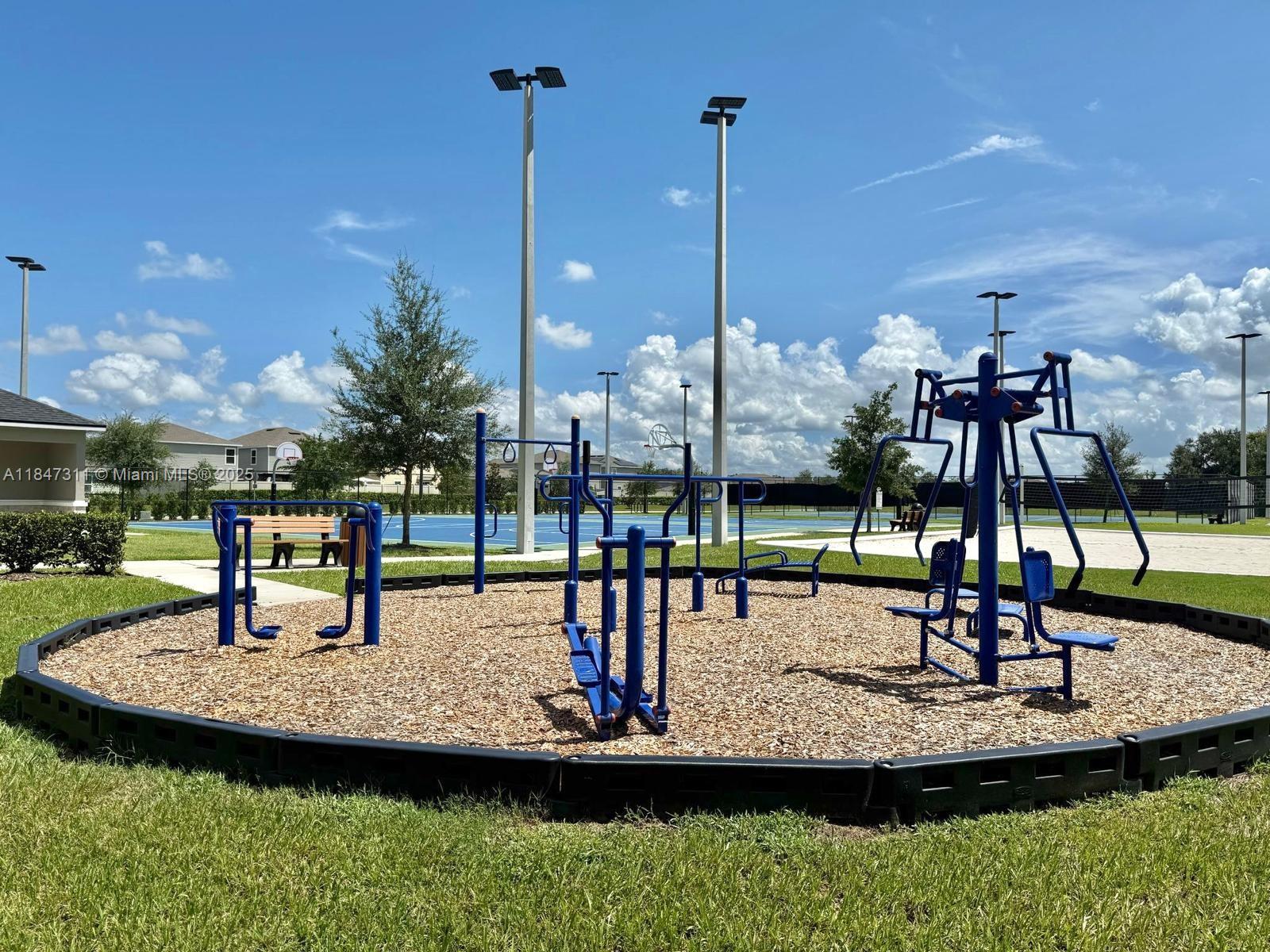 STOREY CREEK - Residential