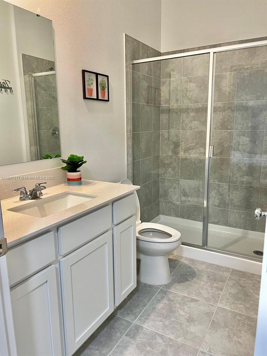 STOREY CREEK - Residential