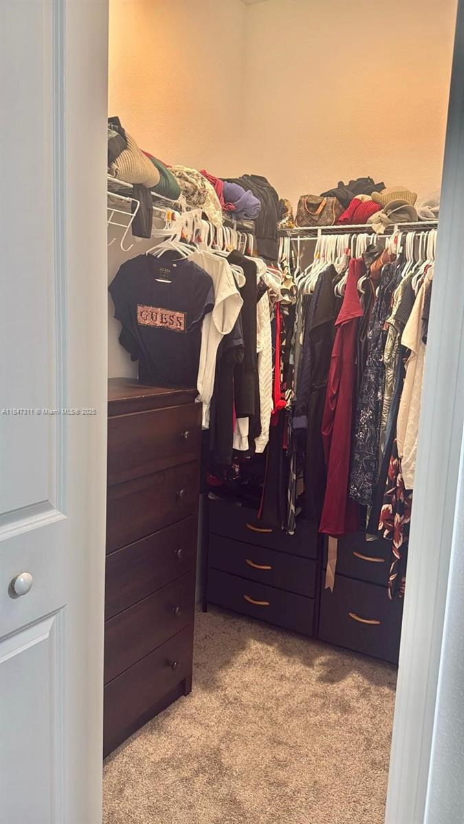 STOREY CREEK - Residential