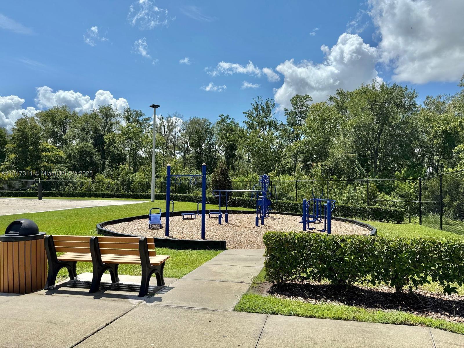 STOREY CREEK - Residential