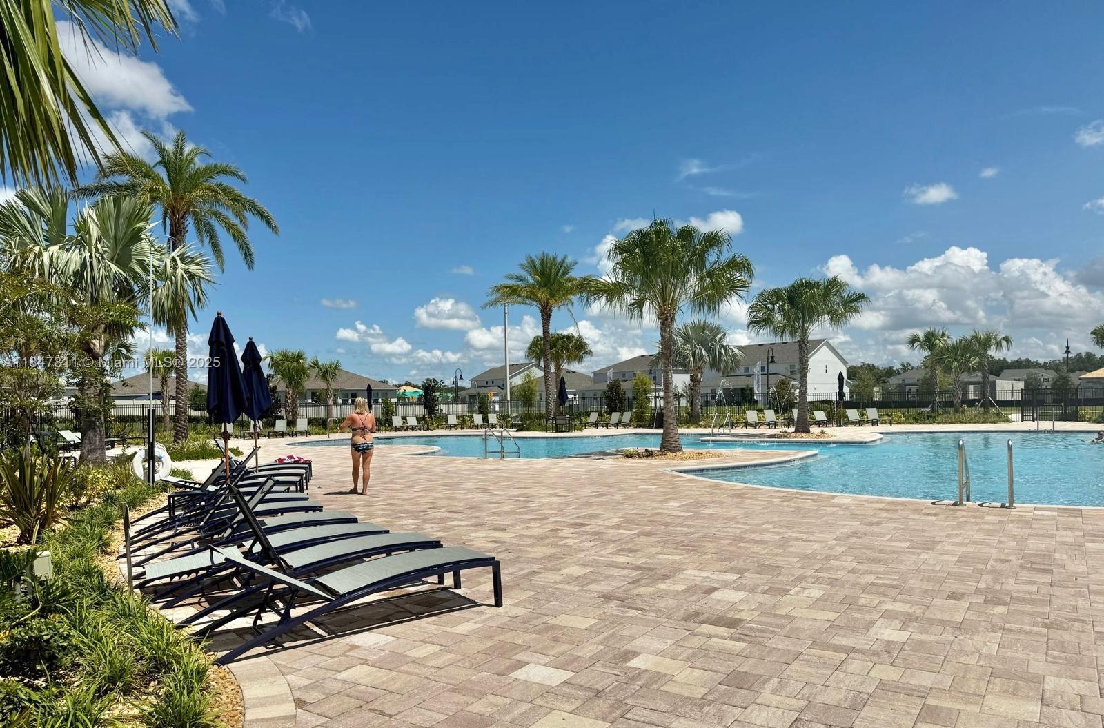 STOREY CREEK - Residential