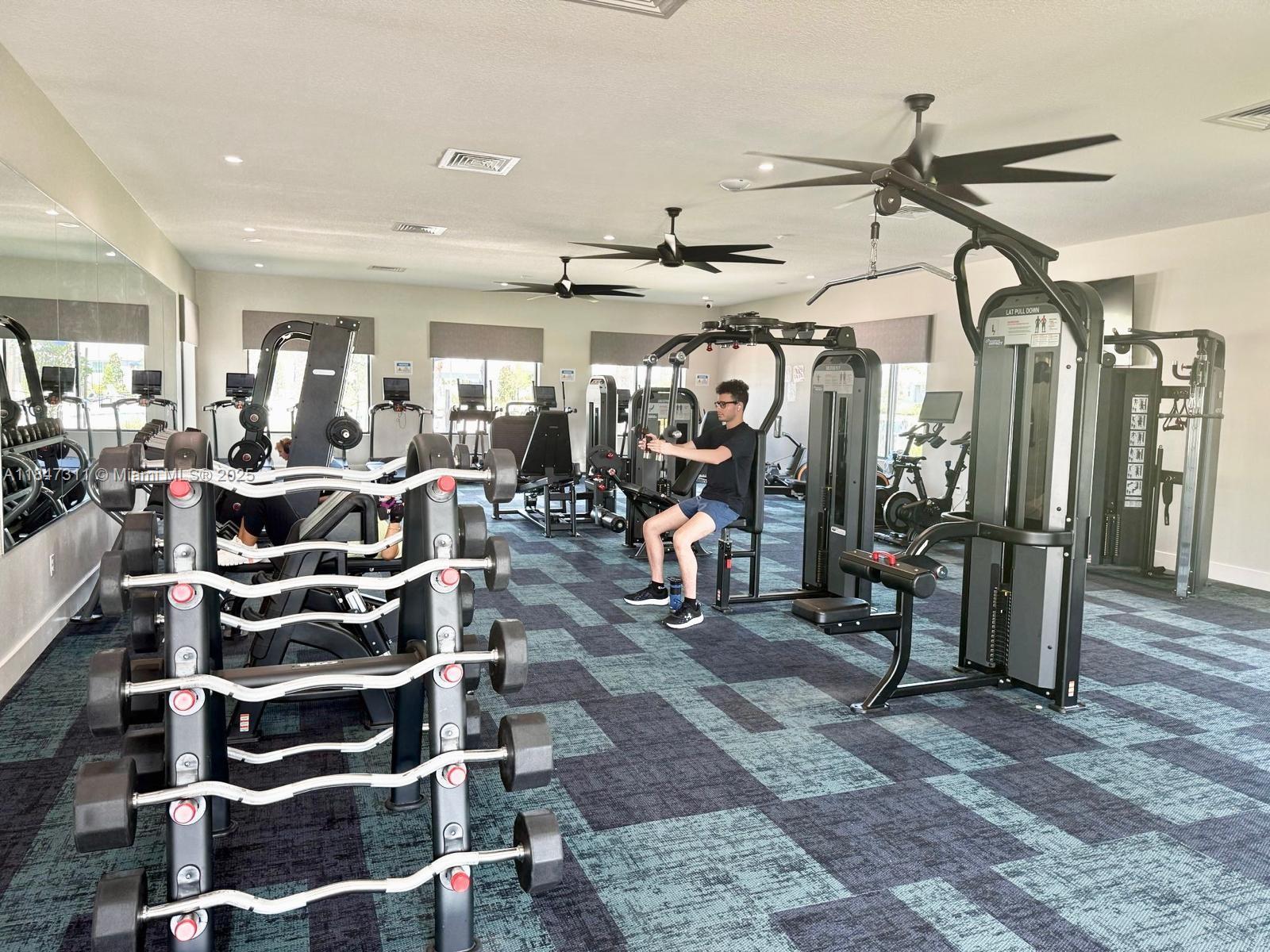 STOREY CREEK - Residential