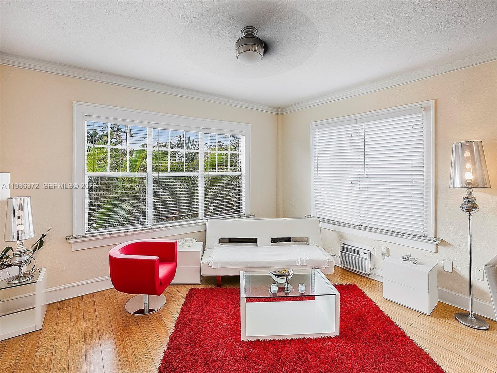 1611 Michigan Ave 10