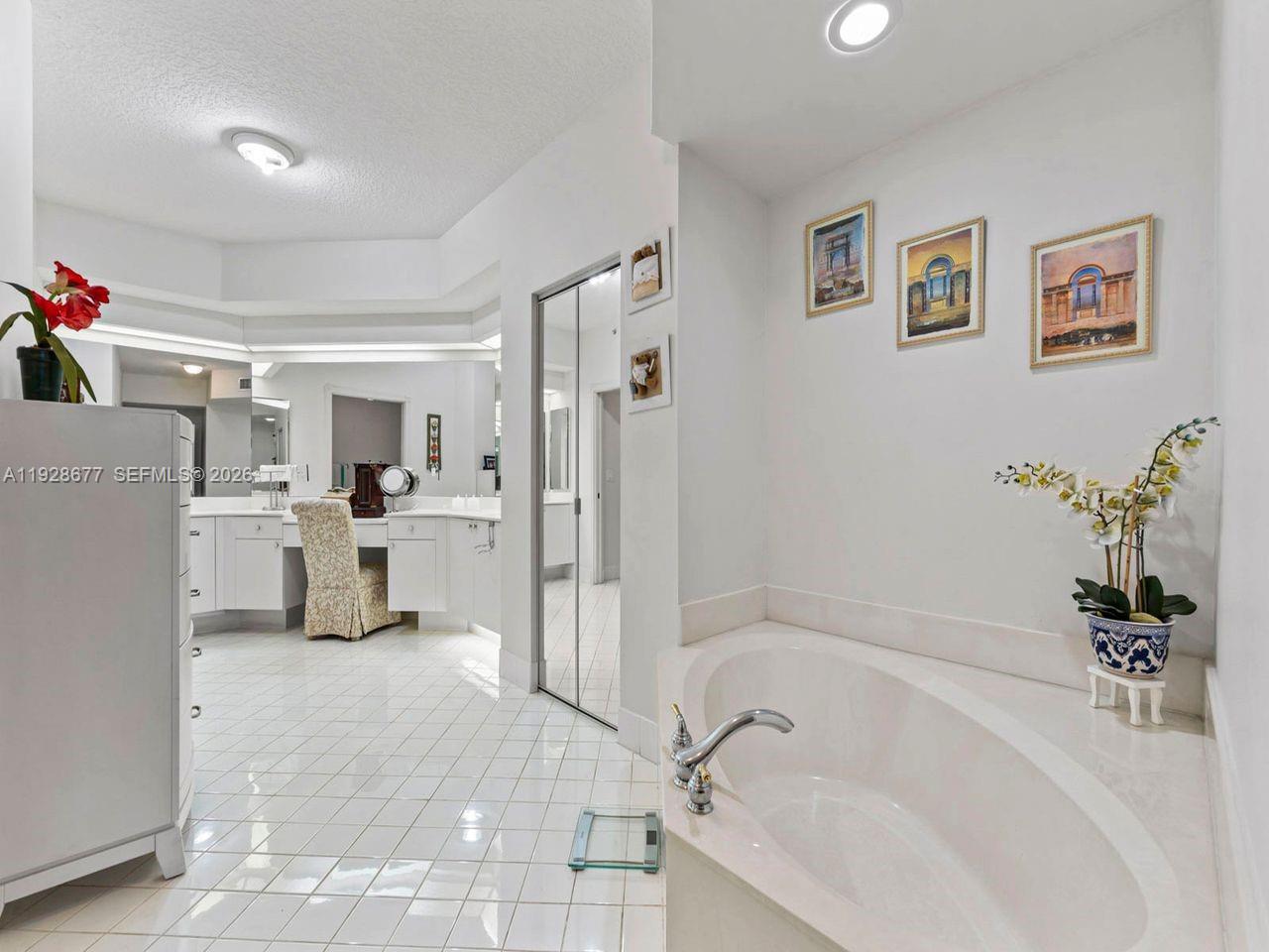 CAPTIVA CONDO B - Residential