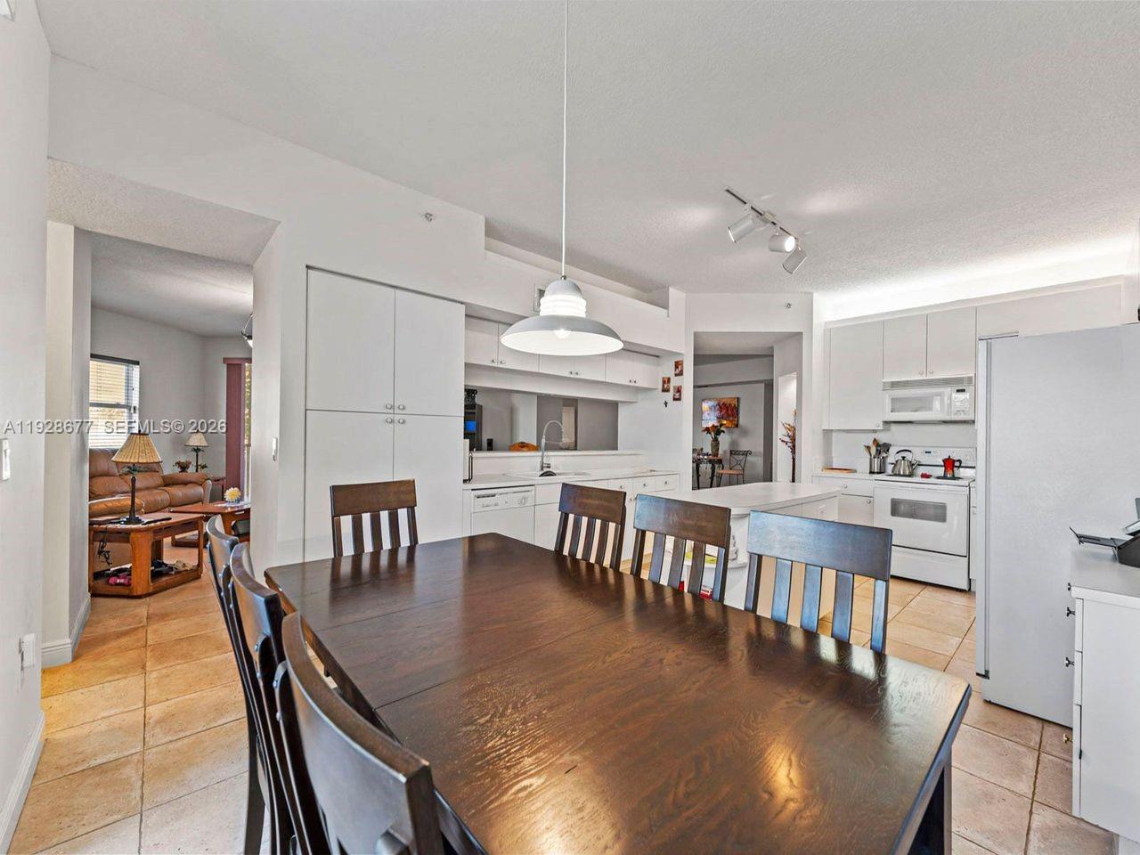 CAPTIVA CONDO B - Residential