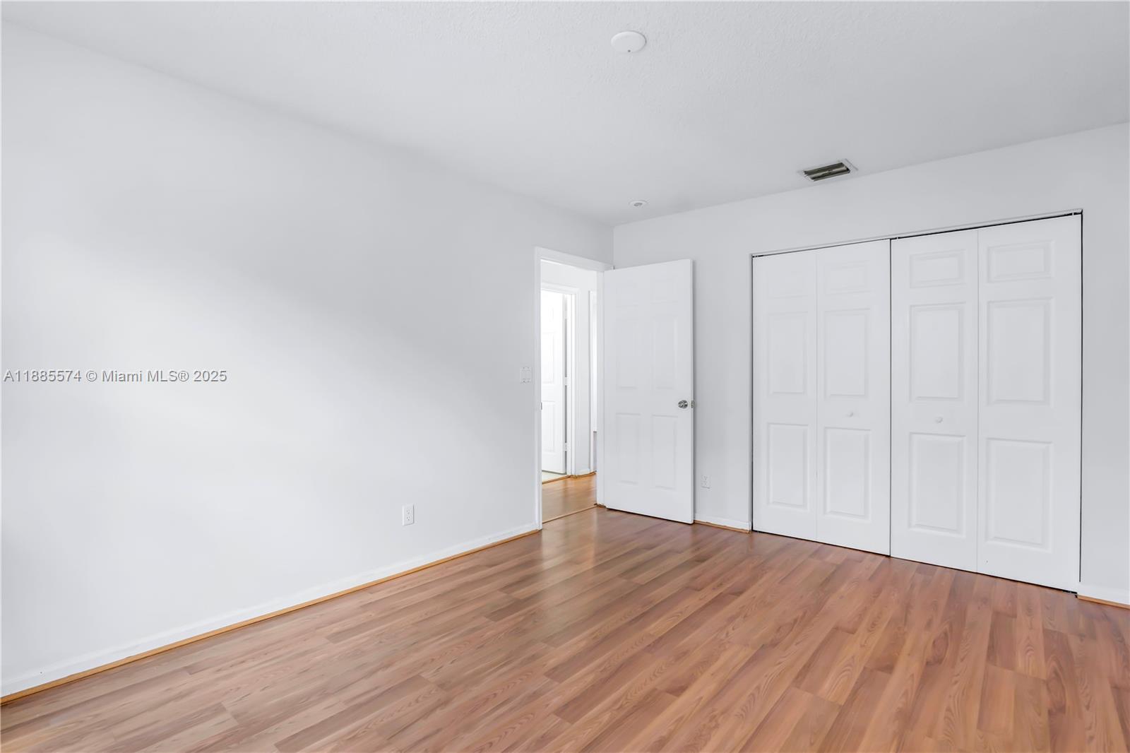 SILVER LAKES - Residential Lease