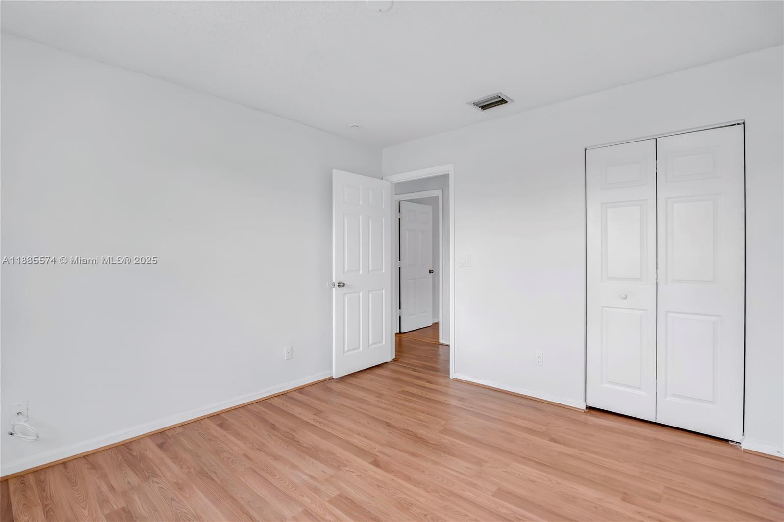 SILVER LAKES - Residential Lease