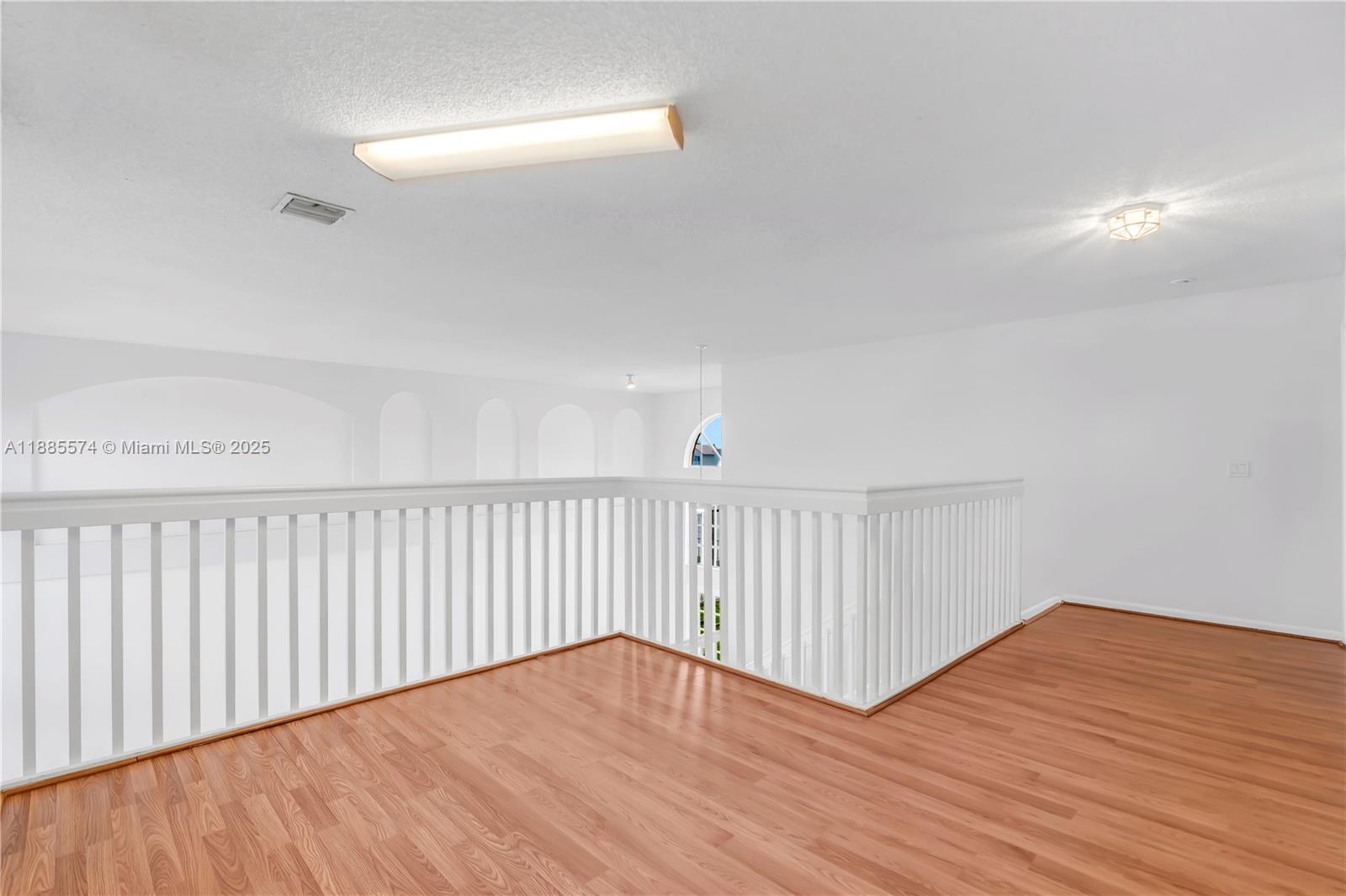 SILVER LAKES - Residential Lease