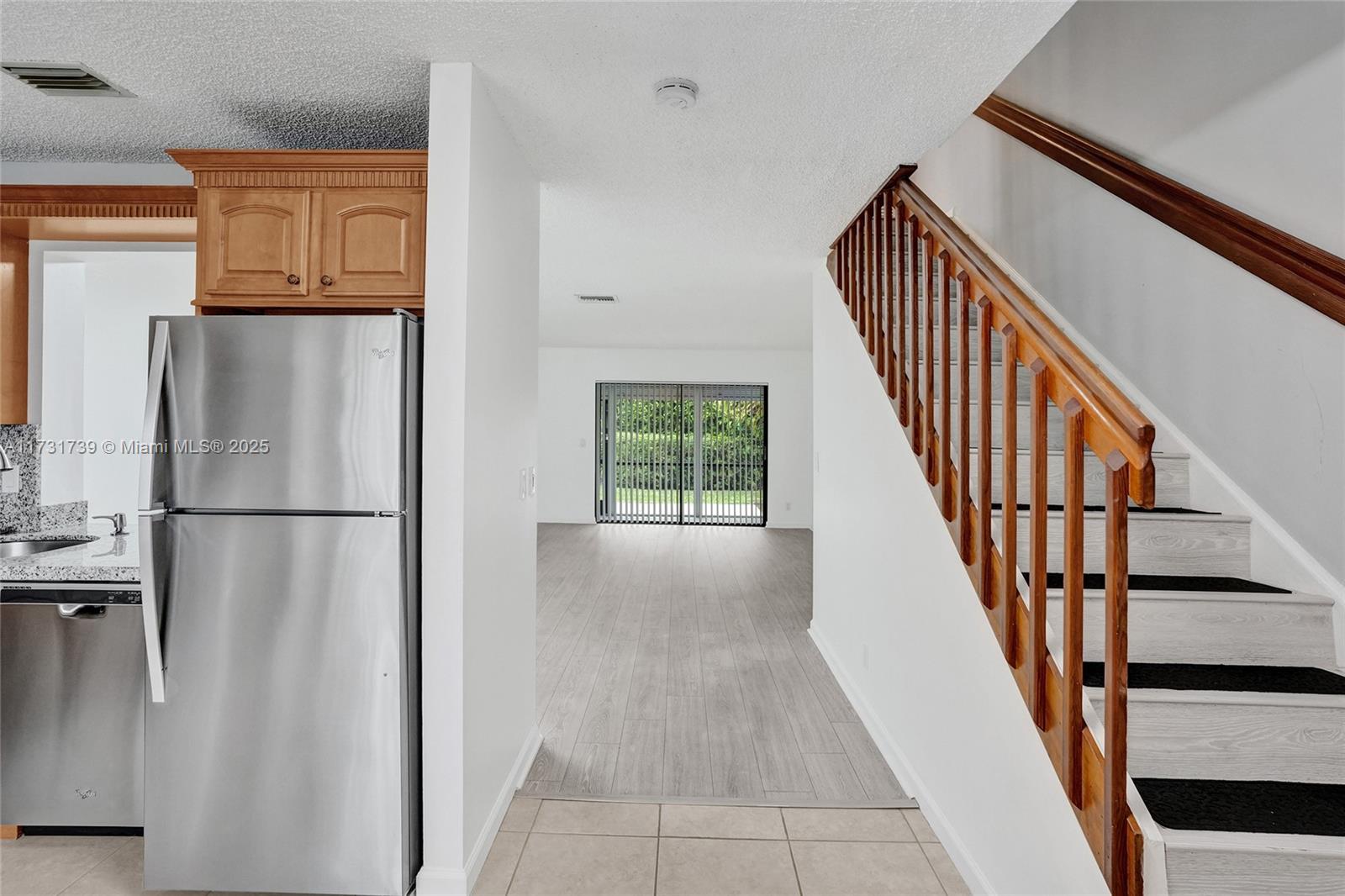 ARBOURS OF THE PALM BEACH - Residential