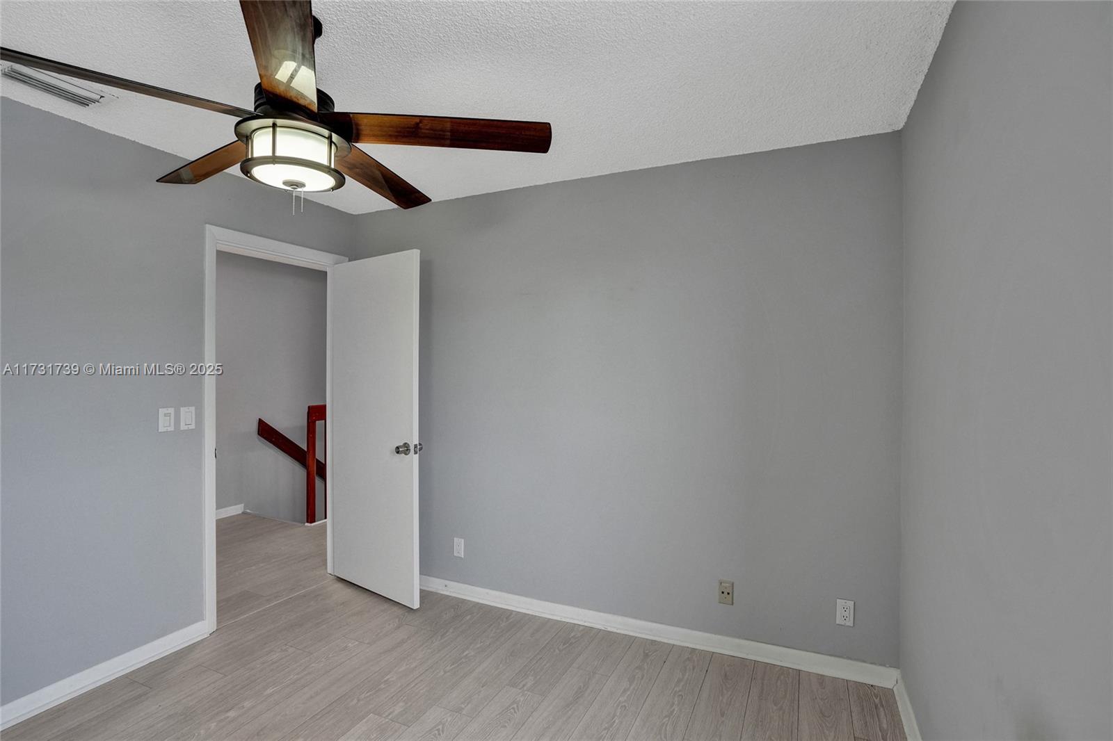 ARBOURS OF THE PALM BEACH - Residential