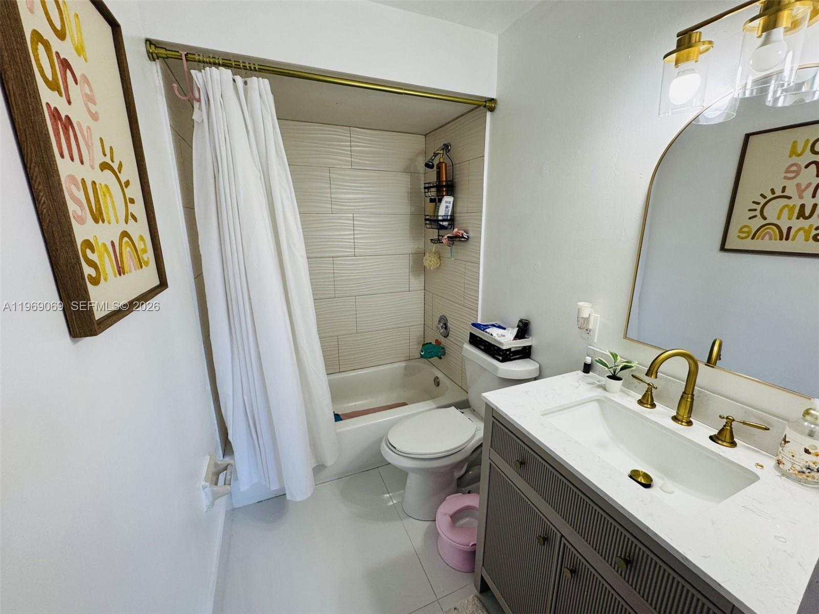 SUNSET HARBOUR SEC IV - Residential