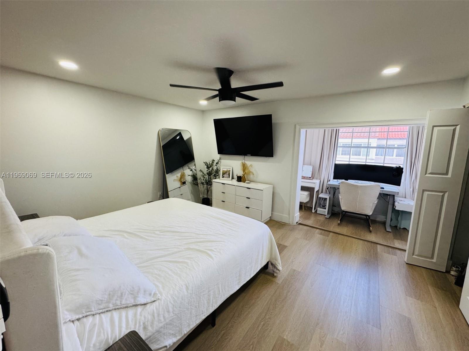 SUNSET HARBOUR SEC IV - Residential