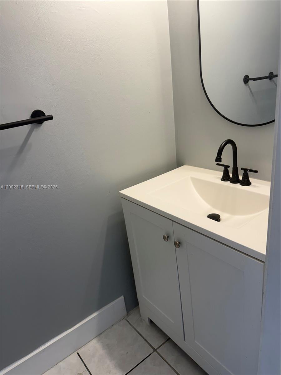 7926 Kimberly Blvd 202