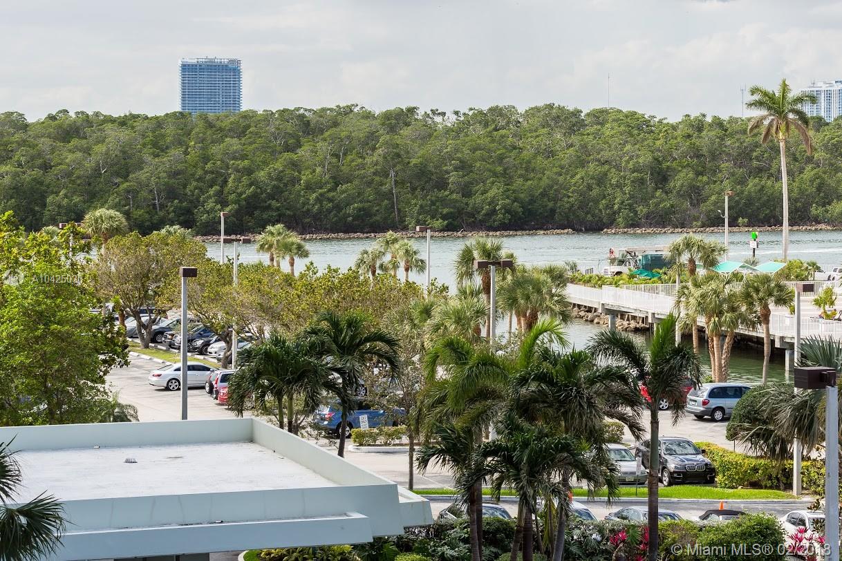 ARLEN HOUSE WEST CONDO - Residential