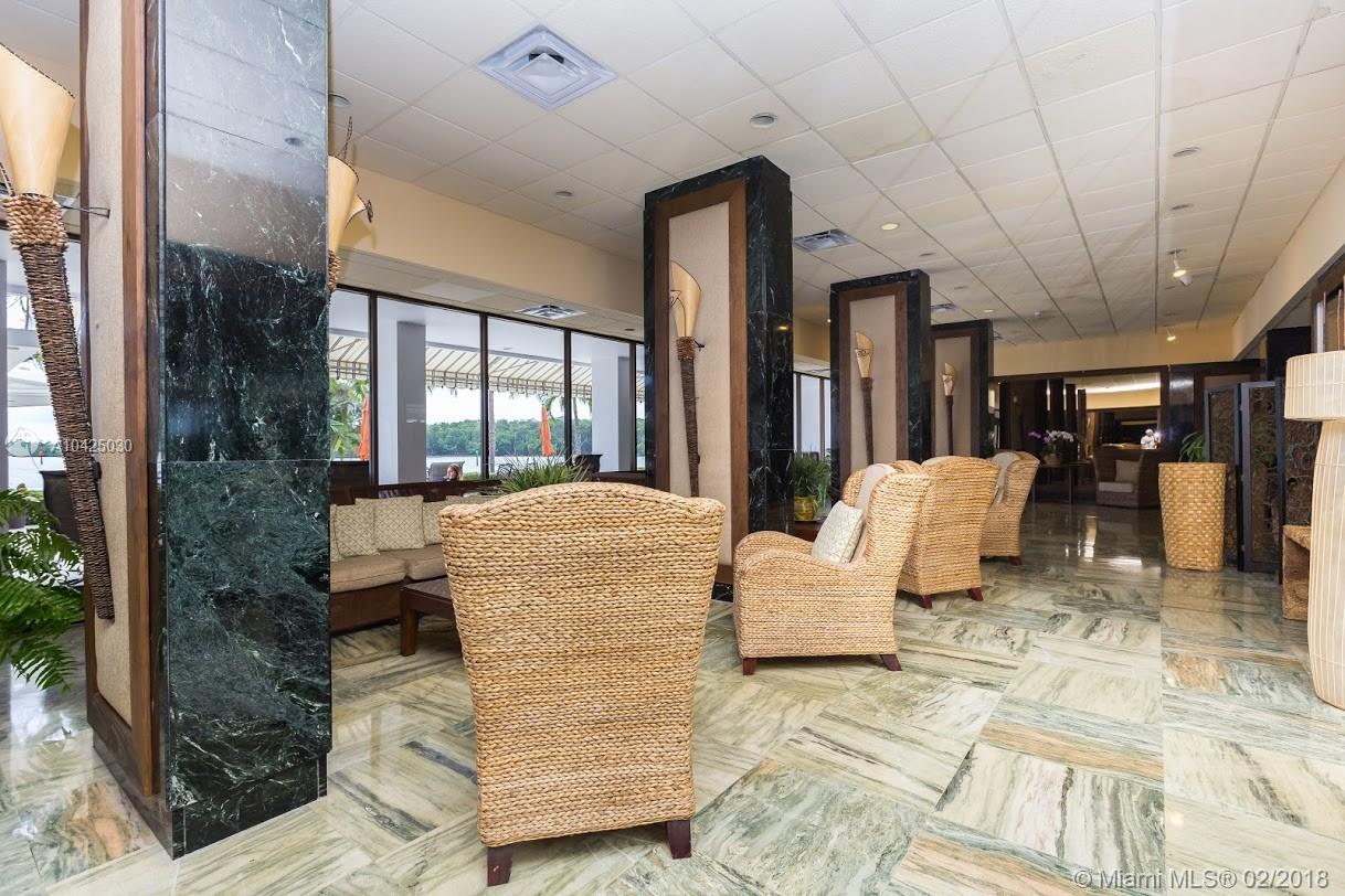 ARLEN HOUSE WEST CONDO - Residential