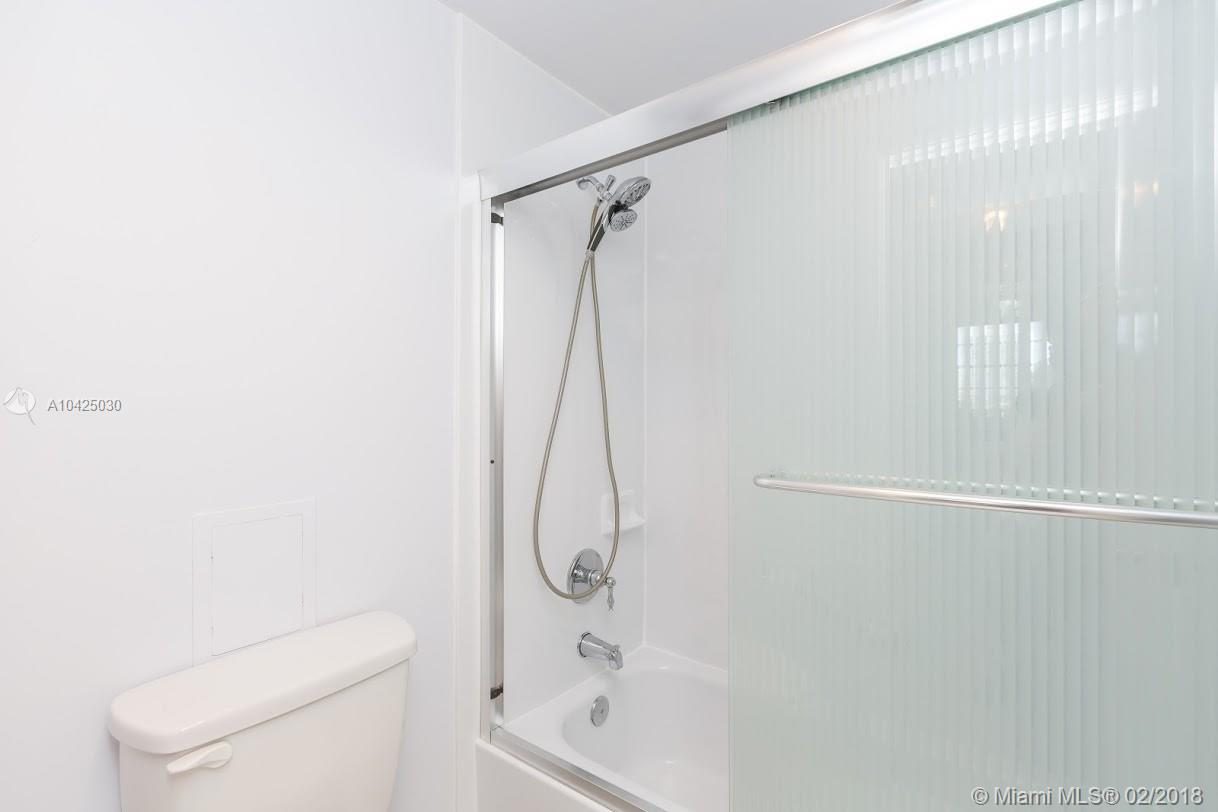 ARLEN HOUSE WEST CONDO - Residential