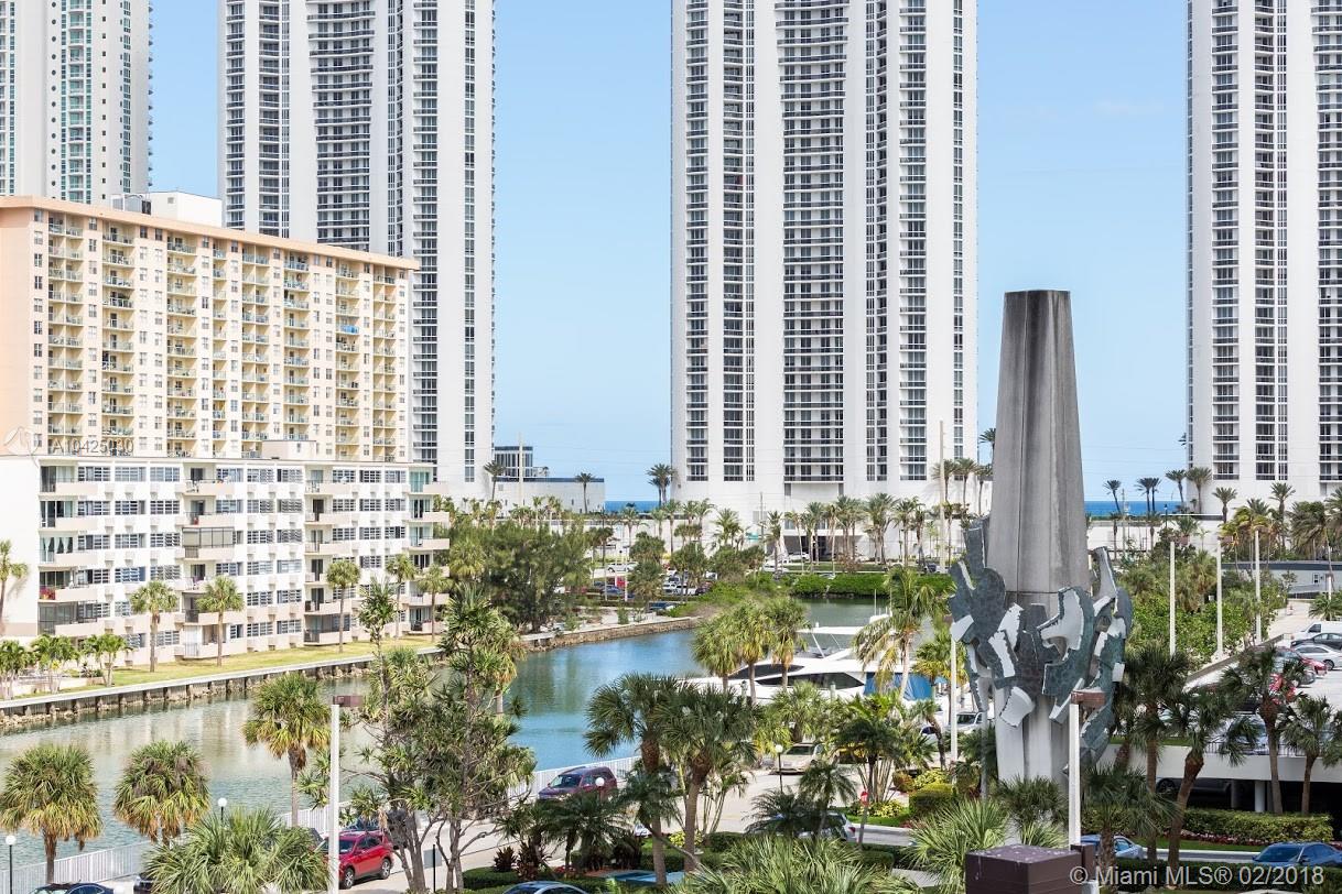 ARLEN HOUSE WEST CONDO - Residential