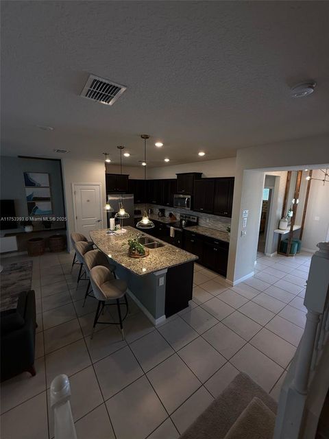 listing image 50