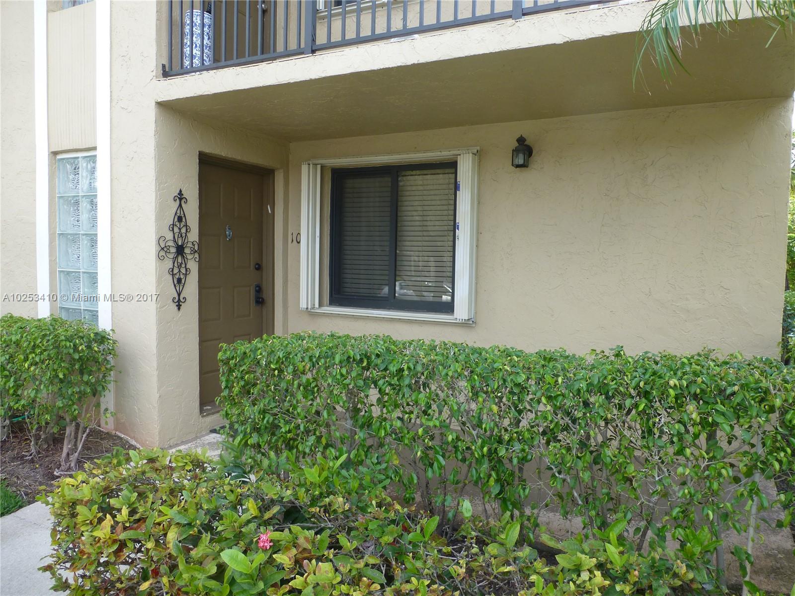 RACQUET CLUB 9 A NORTH - Residential Lease