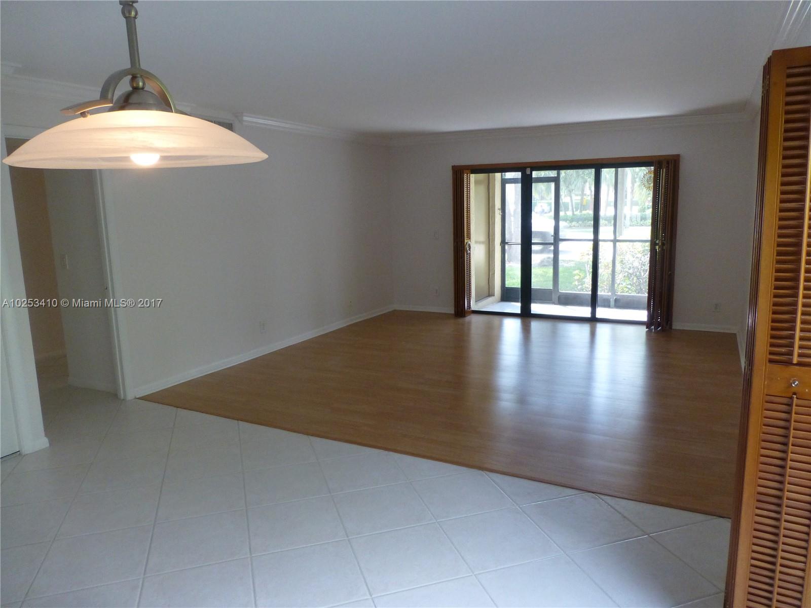 RACQUET CLUB 9 A NORTH - Residential Lease