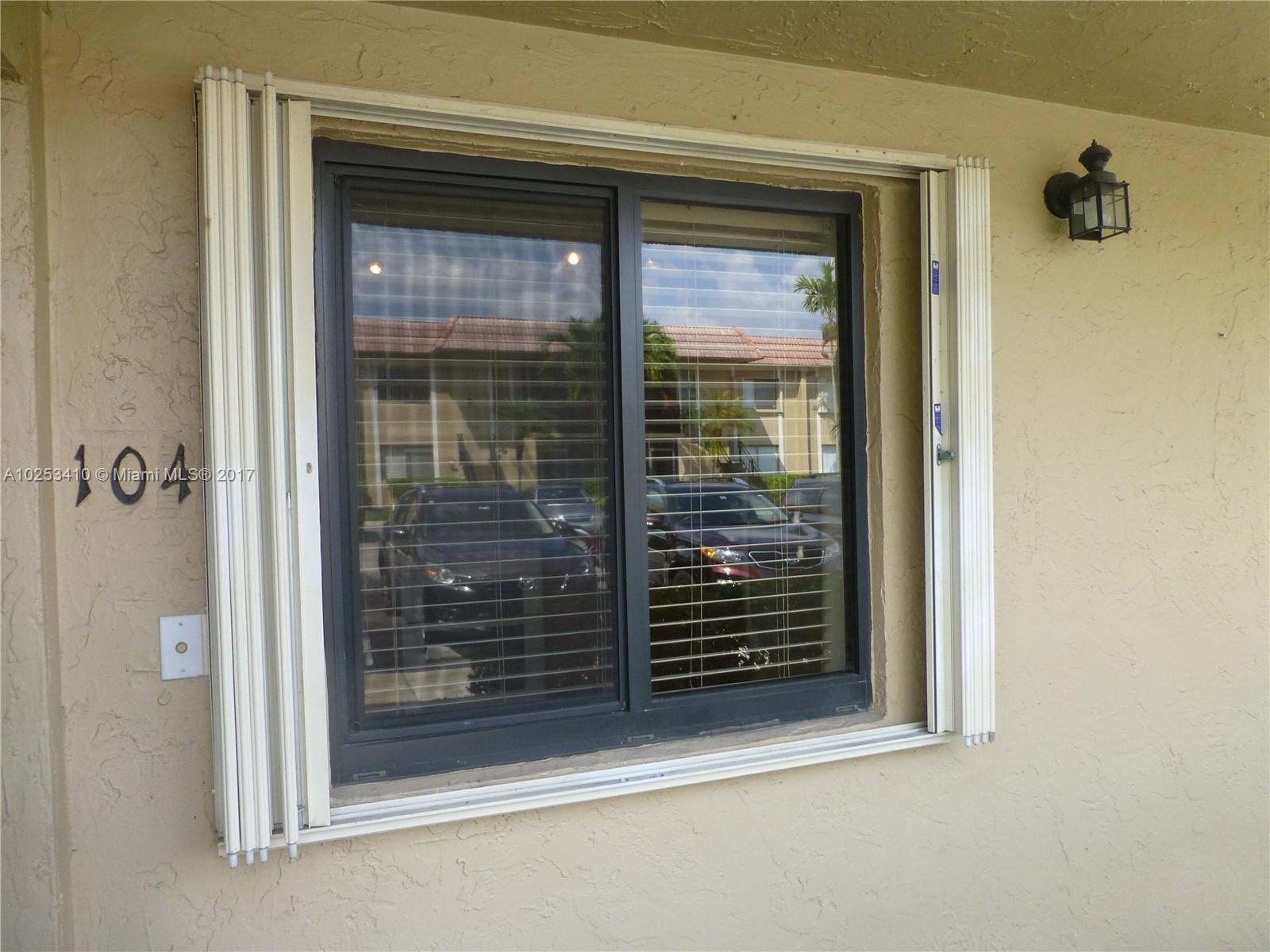 RACQUET CLUB 9 A NORTH - Residential Lease