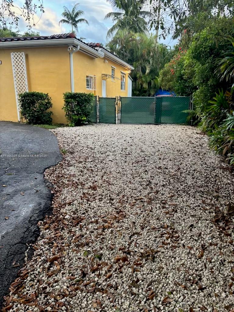 CAMBRIDGE LAWNS PARK - Residential Lease