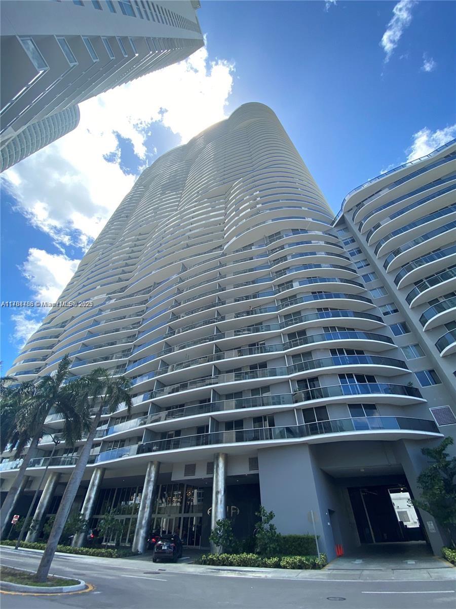 Rental Property at 488 Ne 18th St 2500, Miami, Broward County, Florida - Bedrooms: 2 
Bathrooms: 3  - $4,990 MO.