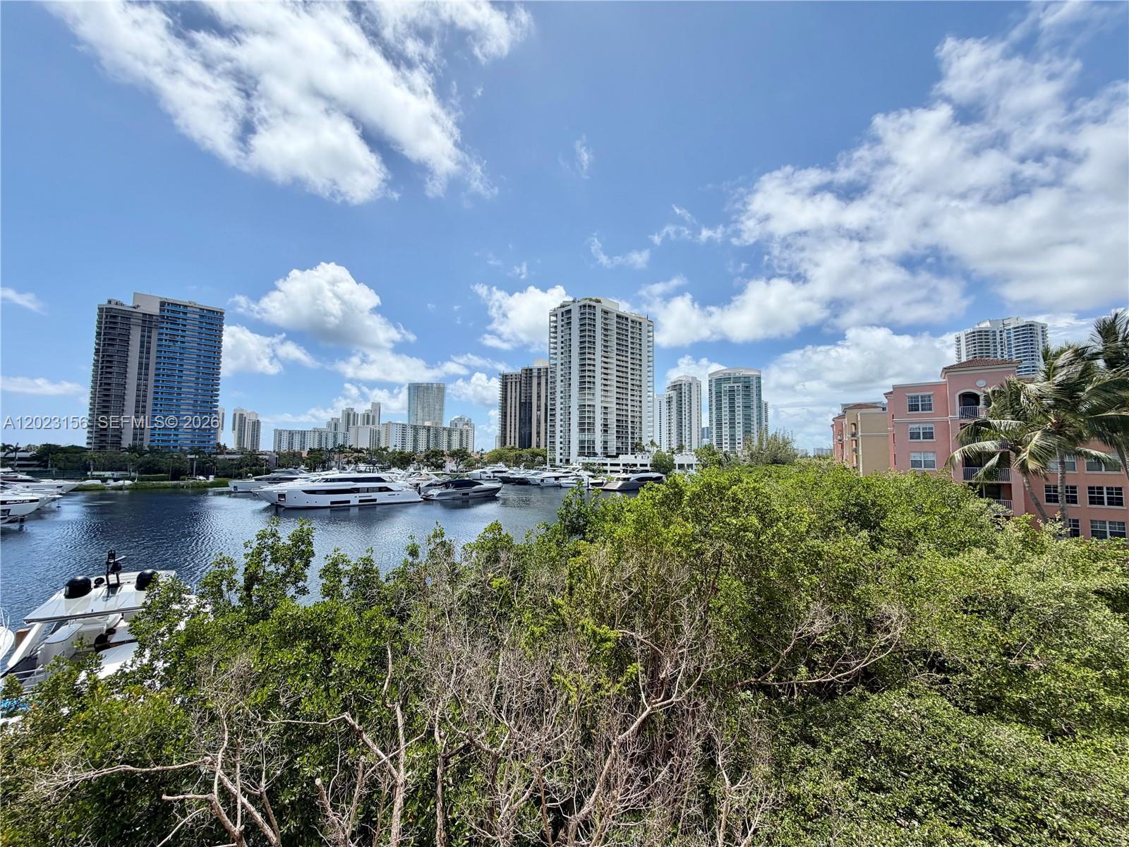 THE YACHT CLUB AT AVENTUR - Residential