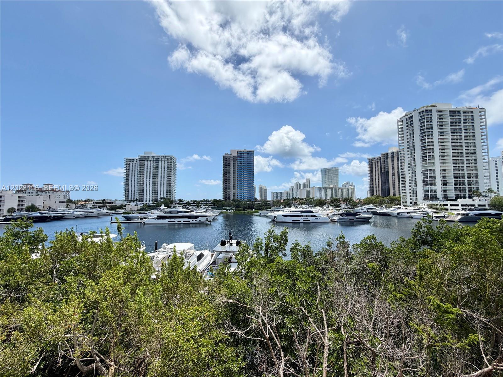 THE YACHT CLUB AT AVENTUR - Residential