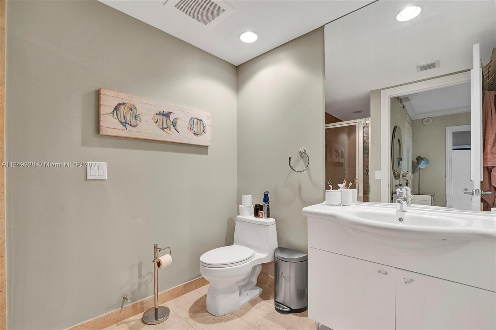 BEACH CLUB THREE CONDO - Residential Lease