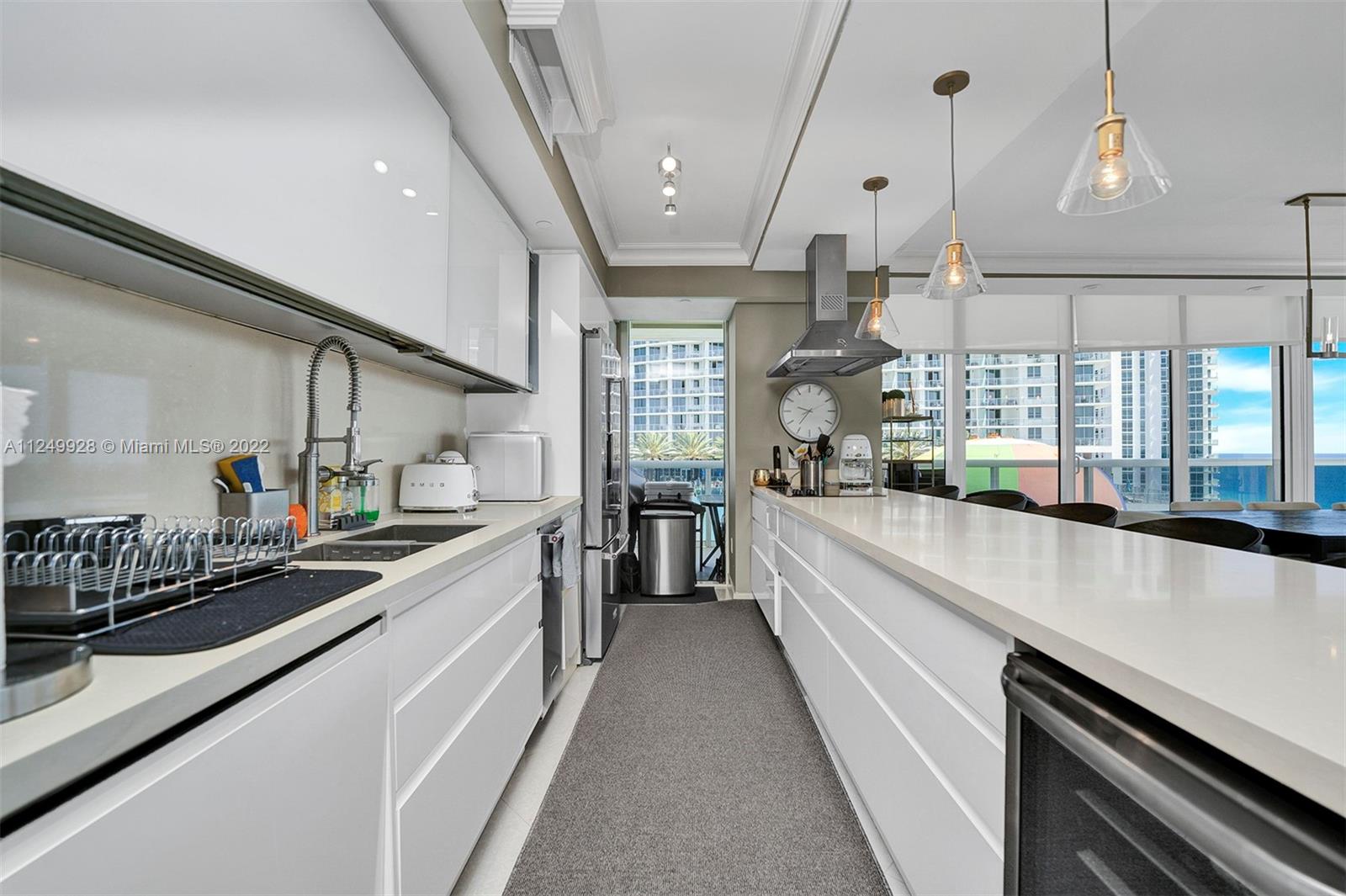 BEACH CLUB THREE CONDO - Residential Lease