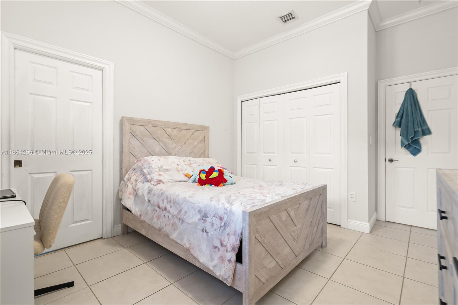 OLD CUTLER MEADOW AMEND - Residential Lease