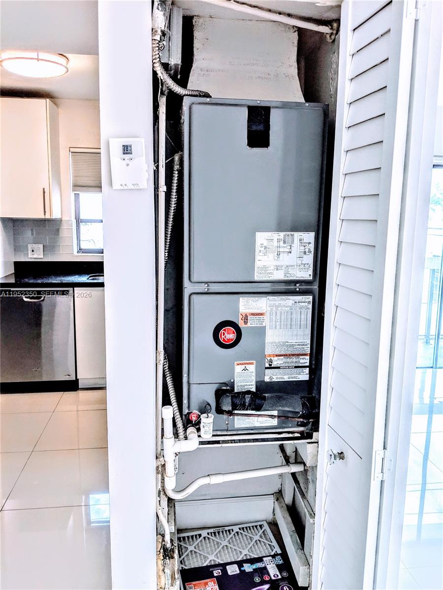 JEFFERSON GARDENS CONDO - Residential