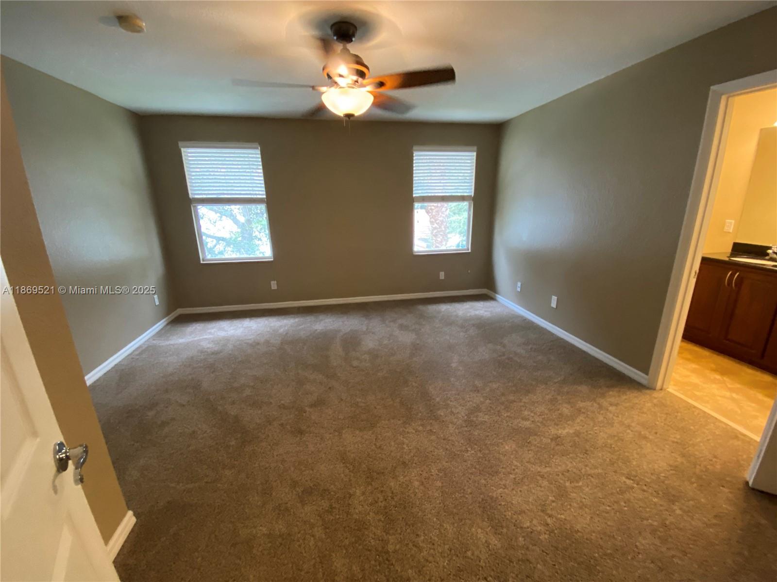 ROYAL WOODS CONDOMINIUM - Residential