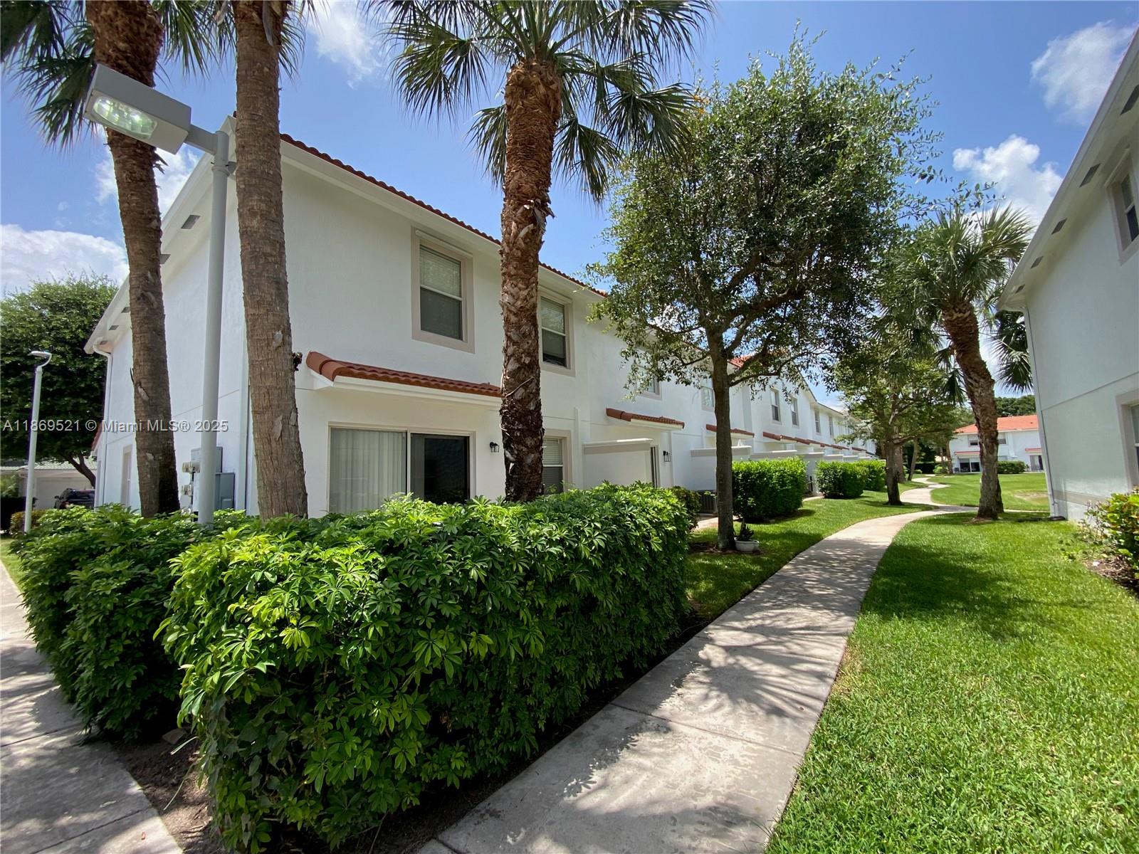 22159 Majestic Woods Way
