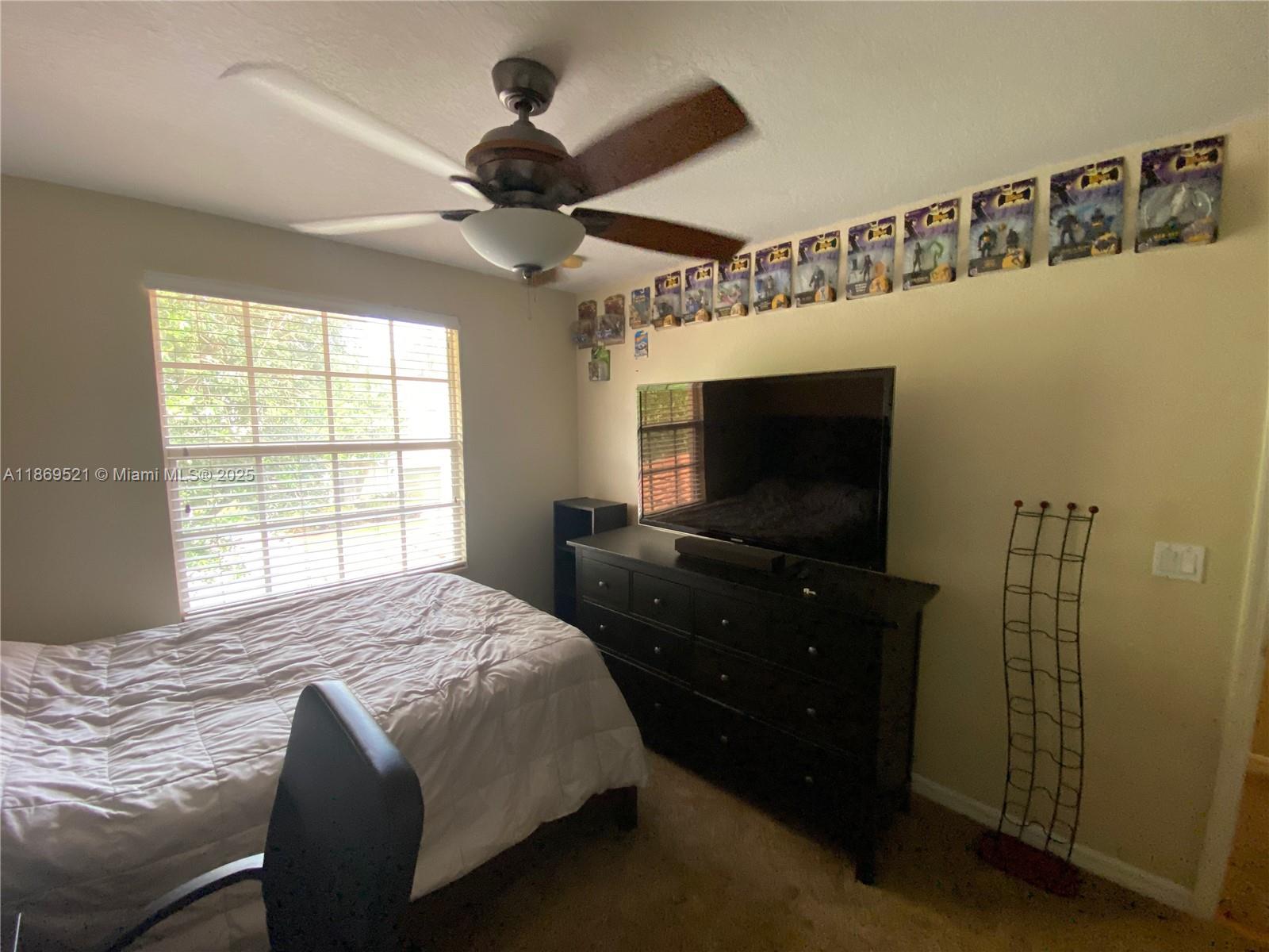 ROYAL WOODS CONDOMINIUM - Residential