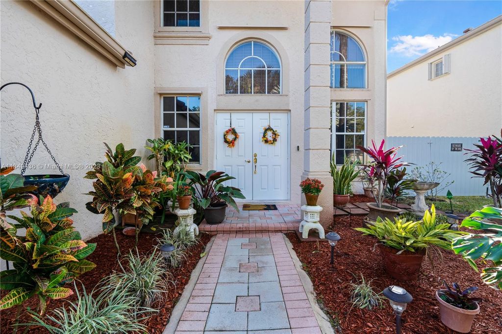 Photo of 7504 Ridgefield Ln, Lake Worth, FL 33467 (MLS # A11349436)
