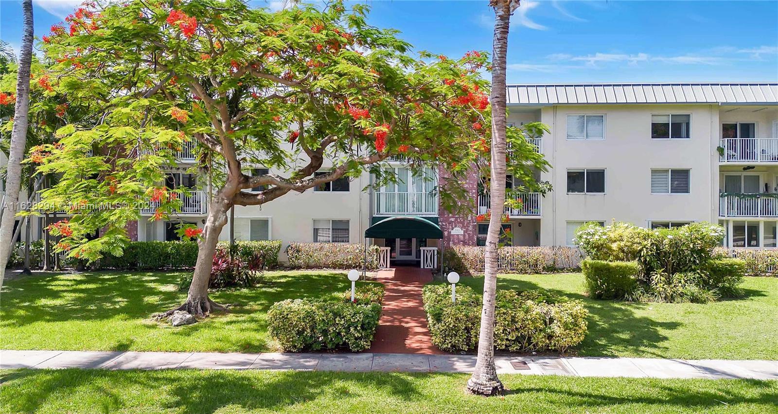 Rental Property at 240 Galen Dr 112, Key Biscayne, Miami-Dade County, Florida - Bedrooms: 1 
Bathrooms: 2  - $3,750 MO.