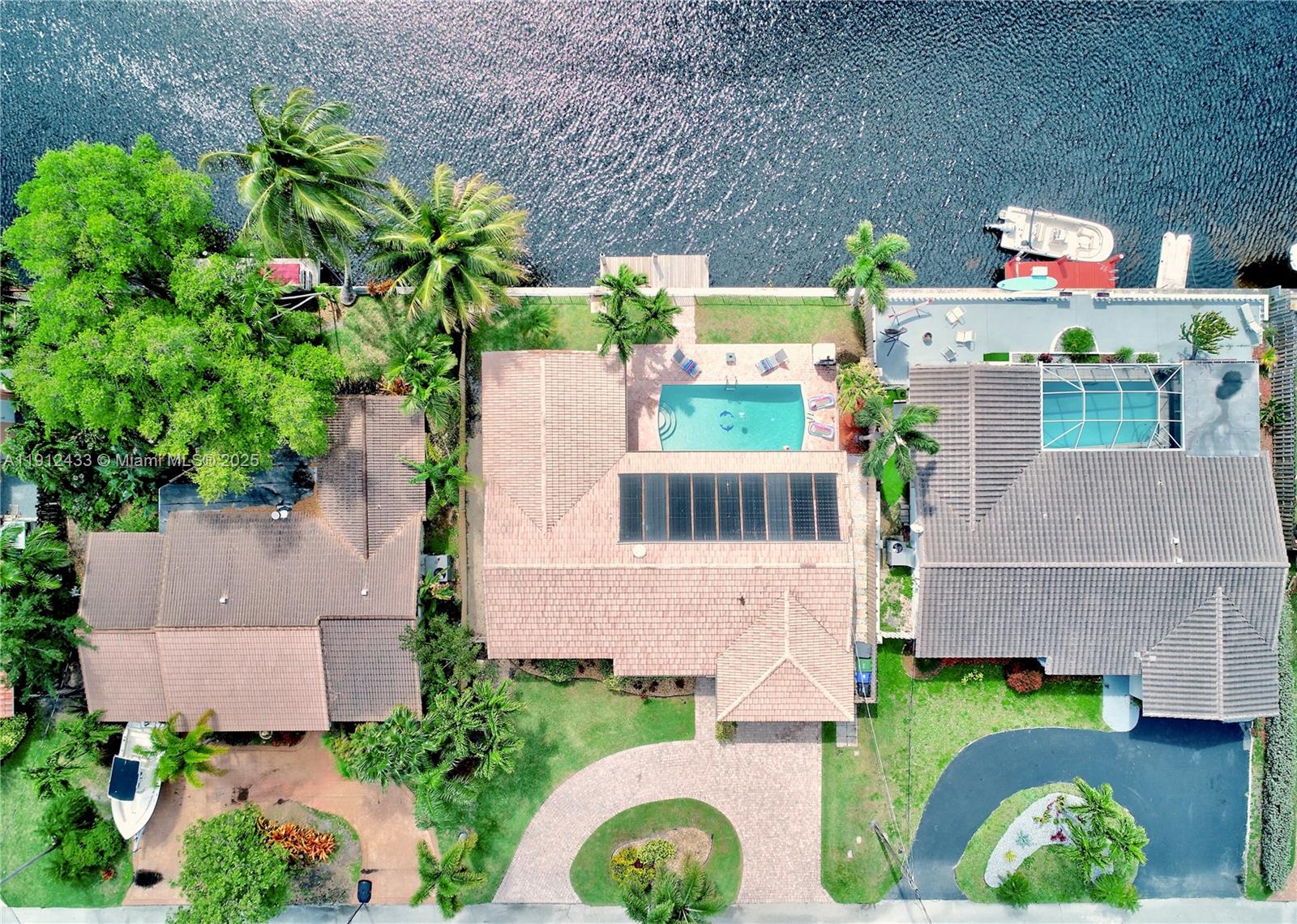 CORAL RIDGE ISLES - Residential