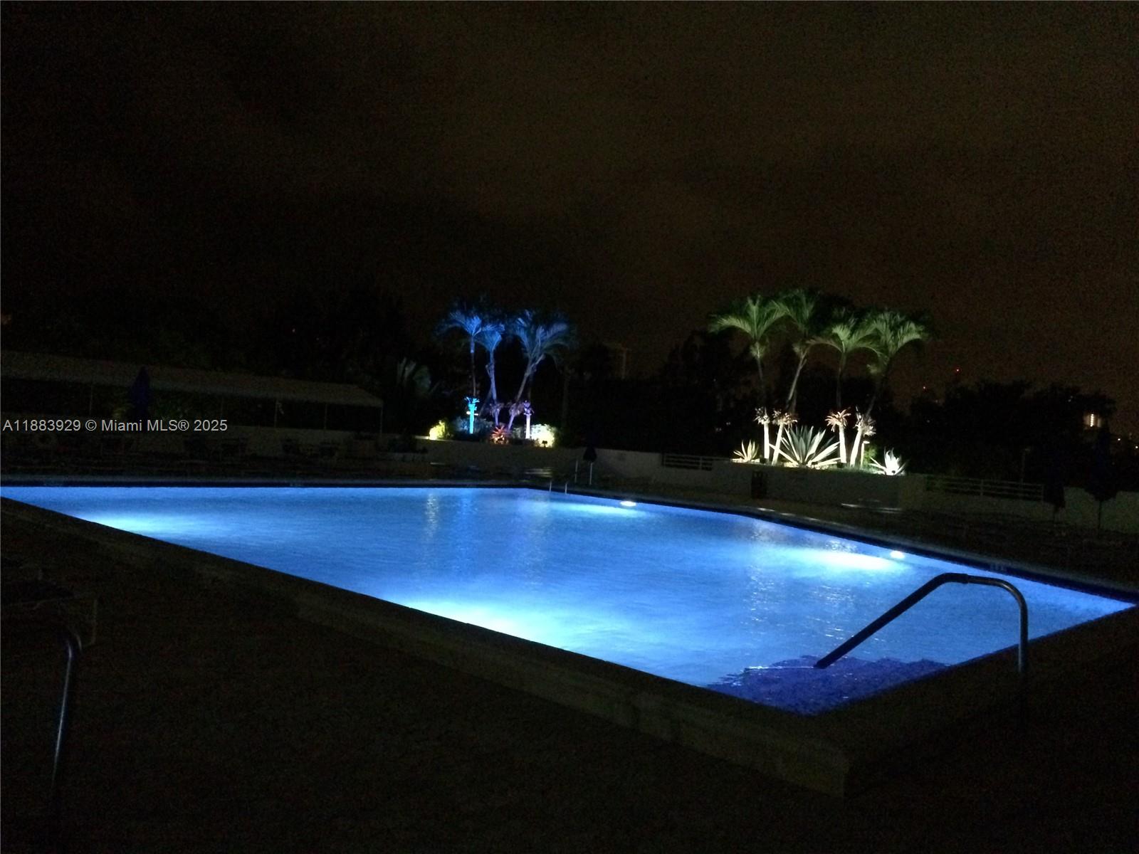 DELVISTA TOWERS CONDO - Residential