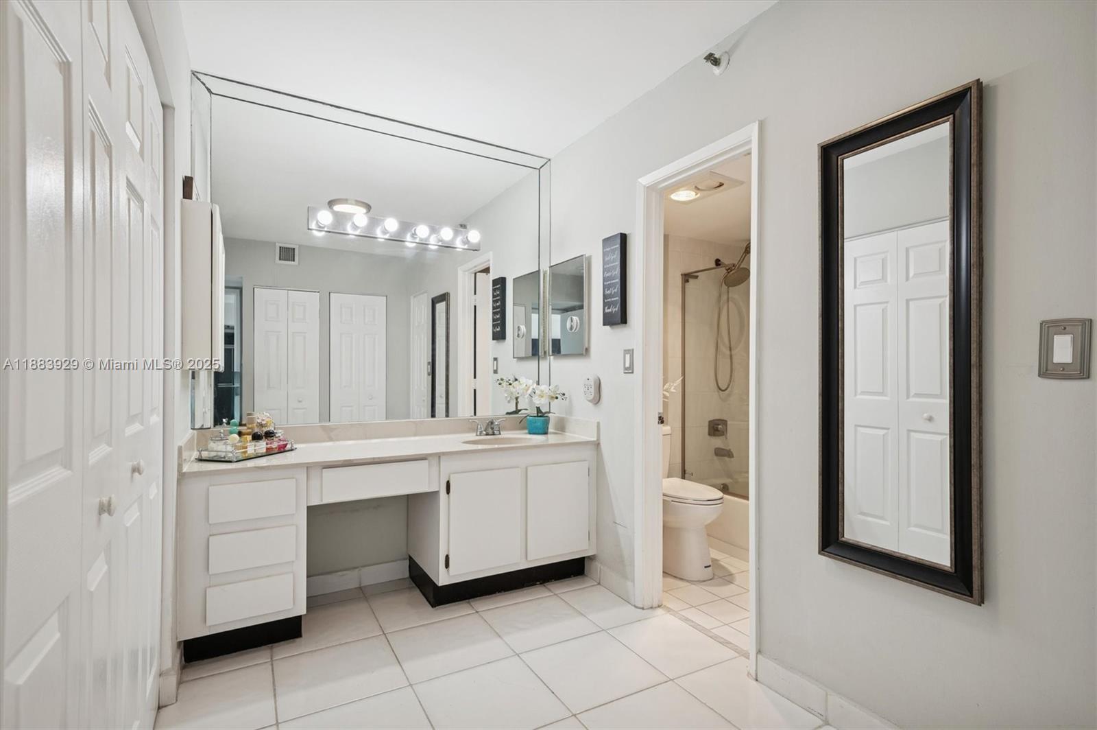 DELVISTA TOWERS CONDO - Residential