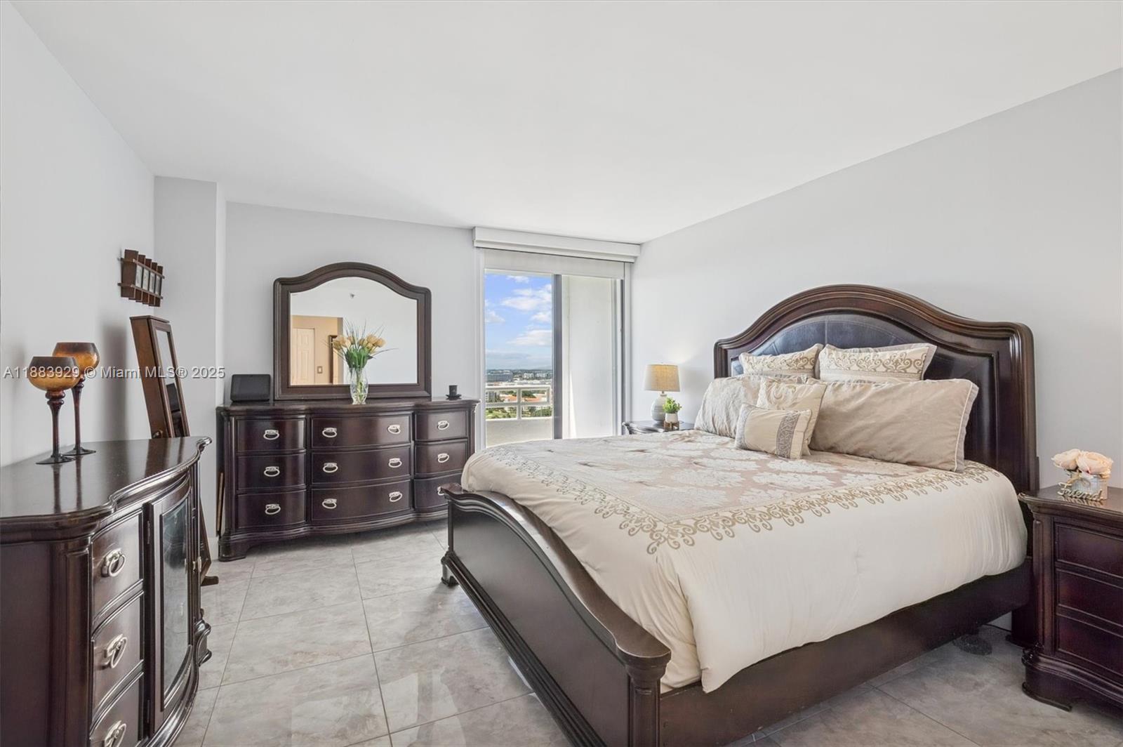 DELVISTA TOWERS CONDO - Residential
