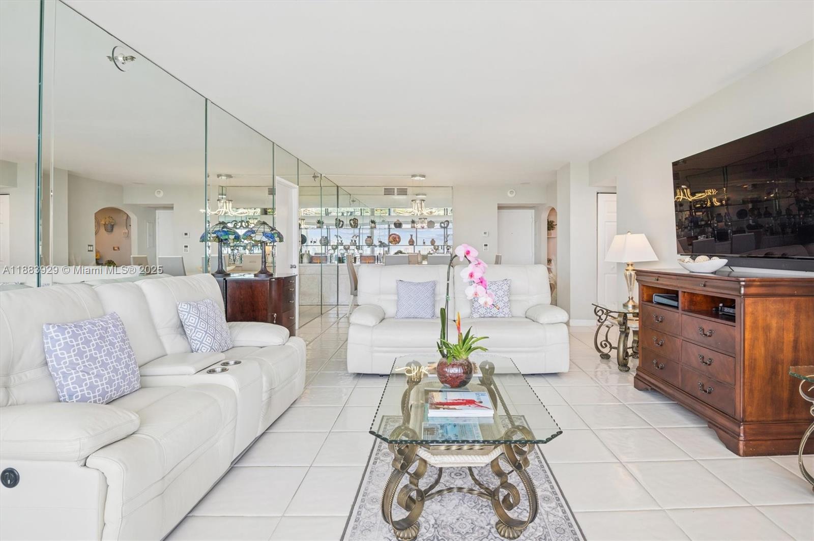 DELVISTA TOWERS CONDO - Residential